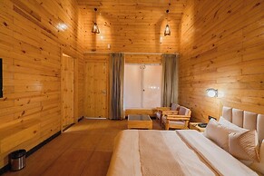 Delight The Lavish Loft Corbett