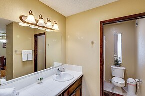 Close to Golf! Snowbird Retreat w/ Pool in Yuma