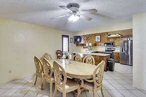 Close to Golf! Snowbird Retreat w/ Pool in Yuma