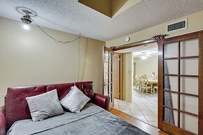 Close to Golf! Snowbird Retreat w/ Pool in Yuma