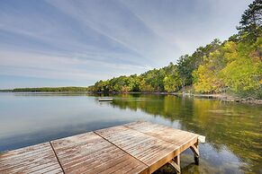 Lakeside Northwoods Retreat: Dock, Deck, Fire Pit!