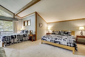 Lakeside Northwoods Retreat: Dock, Deck, Fire Pit!