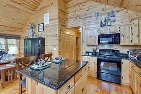 Peaceful 'mountain Haven Retreat' in Murphy!