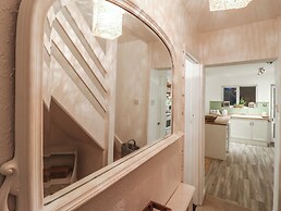 Berkley Cottage