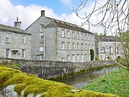 14 Riverside Walk
