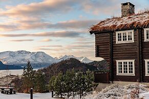 Storfjord Hotel