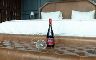 The Sapphire Room