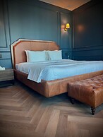 The Sapphire Room