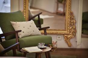 U Suteru Boutique Hotel