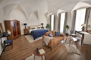 U Suteru Boutique Hotel