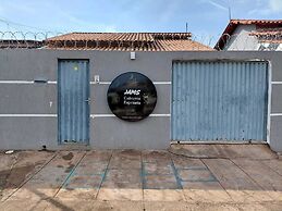 Jams Hostel - Pousada em Catalão
