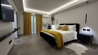 Coco Noir Luxury Villa