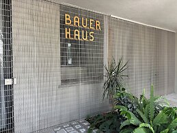 Bauer Haus