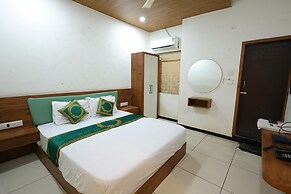 Hotel Royal Raj