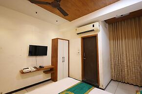 Hotel Royal Raj