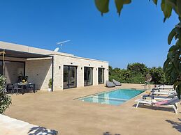 PanStel Luxury Villas - pools & jacuzzi