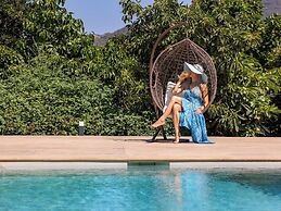 PanStel Luxury Villas - pools & jacuzzi