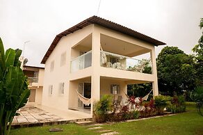 Casa com Piscina Churrasq Wi Fi pr Ximo ao mar