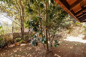 Casa com Piscina Sal o de Jogos e Churrasqueira