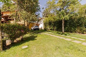 Casa com Piscina Sal o de Jogos e Churrasqueira
