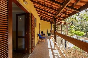 Casa com Piscina Sal o de Jogos e Churrasqueira