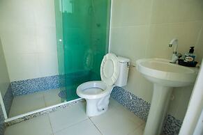 Casa com Piscina Quadra de Areia e Churrasqueira