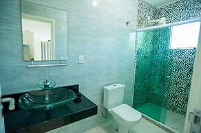 Casa com Piscina Quadra de Areia e Churrasqueira