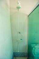 Casa com Piscina Quadra de Areia e Churrasqueira