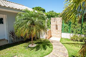 Casa com Piscina Quadra de Areia e Churrasqueira
