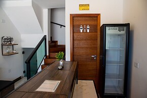 Loft c Wi-fi e Smart Lock a 650m do Projeto Tamar