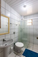 Apartamento com Varanda Churrasqueira e Vista Mar