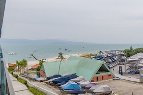 Apto P na Areia com Varanda e Churrasqueira