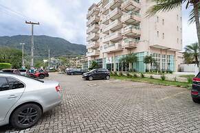 Loft c Varanda Piscina e Academia em Itacuru