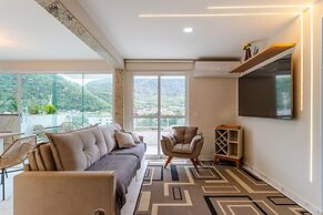 Loft c Varanda Piscina e Academia em Itacuru