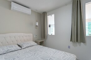 Loft c Varanda Piscina e Academia em Itacuru