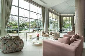 Loft c Varanda Piscina e Academia em Itacuru