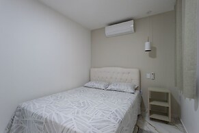 Loft c Varanda Piscina e Academia em Itacuru