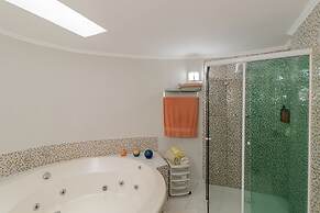 Casa de Campo com Piscina Lareira e Churrasqueira