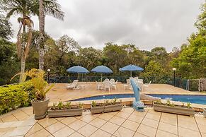 Casa de Campo com Piscina Lareira e Churrasqueira