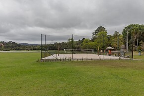 Casa de Campo com Piscina Lareira e Churrasqueira