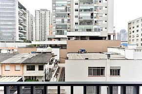 Loft com Wi-fi e Smart Lock na Vila Cordeiro
