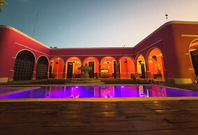 La Casa Rosa Imperial