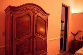 La Casa Rosa Imperial