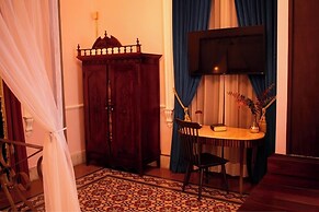 La Casa Rosa Imperial