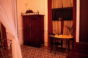 La Casa Rosa Imperial