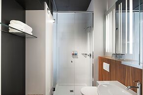 Alt Hotel Ottawa Airport
