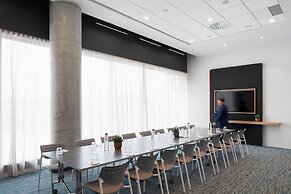 Alt Hotel Ottawa Airport