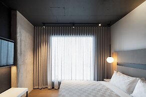 Alt Hotel Ottawa Airport