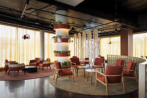 Alt Hotel Ottawa Airport