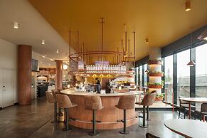 Alt Hotel Ottawa Airport